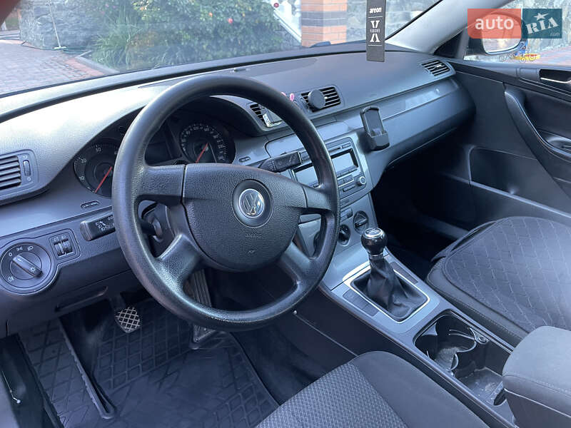 Универсал Volkswagen Passat 2008 в Жмеринке