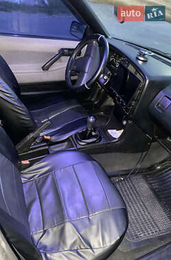 Седан Volkswagen Passat 1988 в Ужгороде