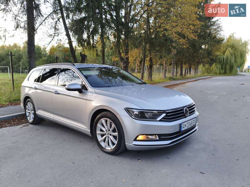Универсал Volkswagen Passat 2016 в Звягеле