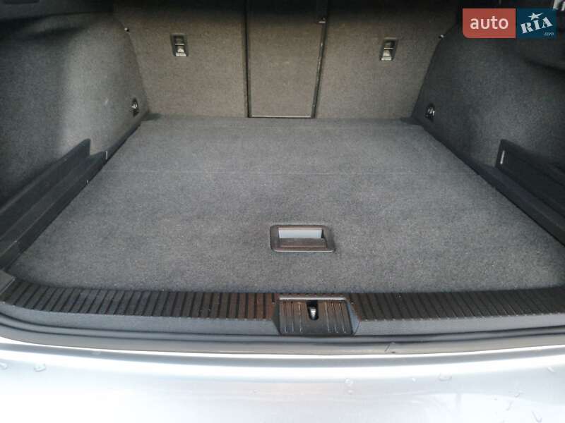 Универсал Volkswagen Passat 2016 в Звягеле