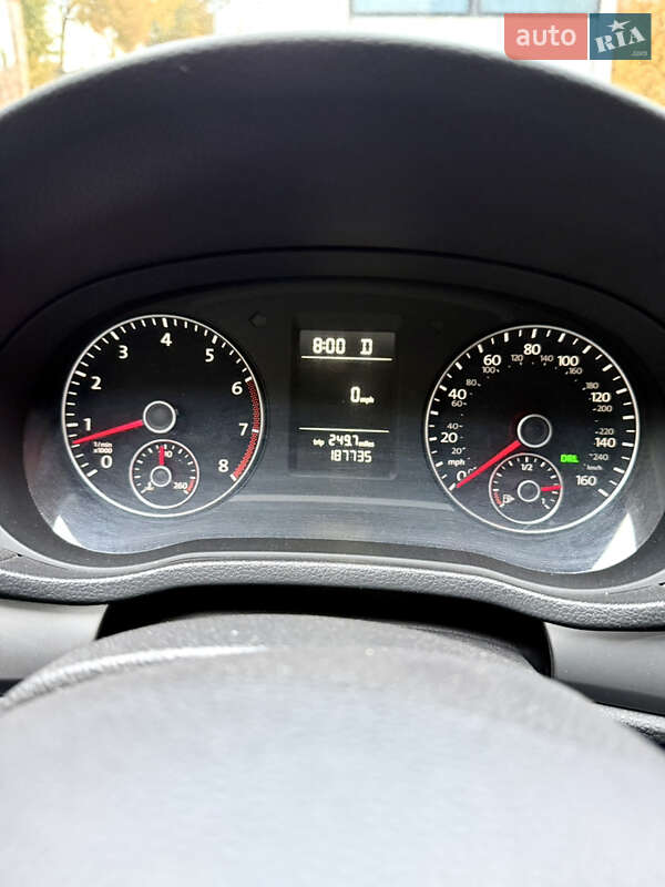 Седан Volkswagen Passat 2013 в Сумах