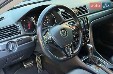Седан Volkswagen Passat 2018 в 
