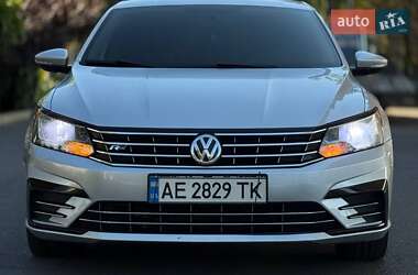 Седан Volkswagen Passat 2018 в 