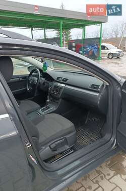 Универсал Volkswagen Passat 2011 в 