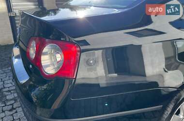Седан Volkswagen Passat 2008 в 