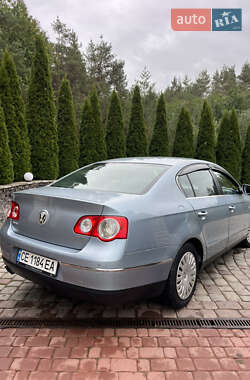 Седан Volkswagen Passat 2005 в 