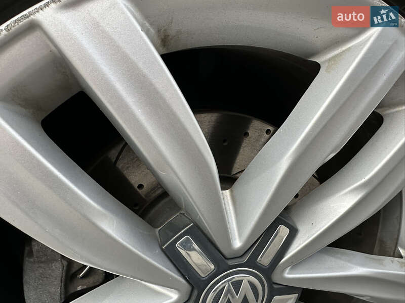 Седан Volkswagen Passat 2016 в Виннице