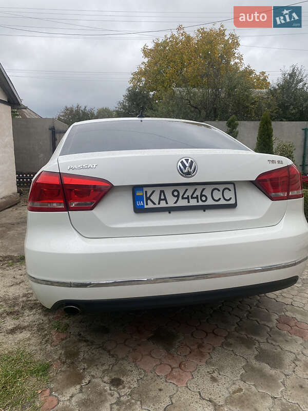Седан Volkswagen Passat 2015 в Чернігові