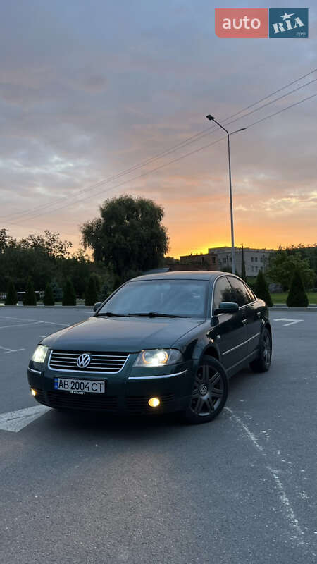 Седан Volkswagen Passat 2002 в  фото Седан Volkswagen Passat 2002 в
