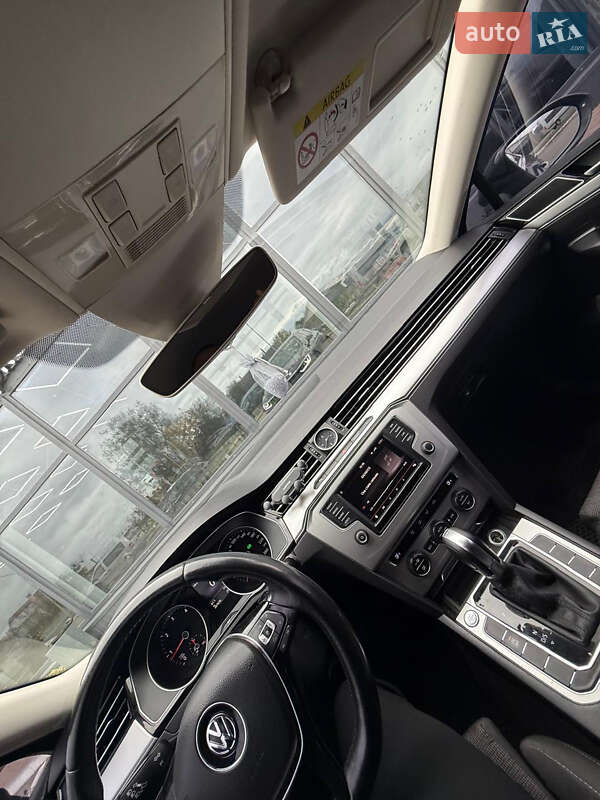 Универсал Volkswagen Passat 2015 в Владимирце