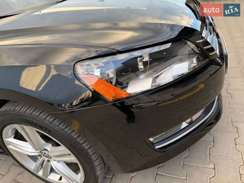 Седан Volkswagen Passat 2012 в Одесі