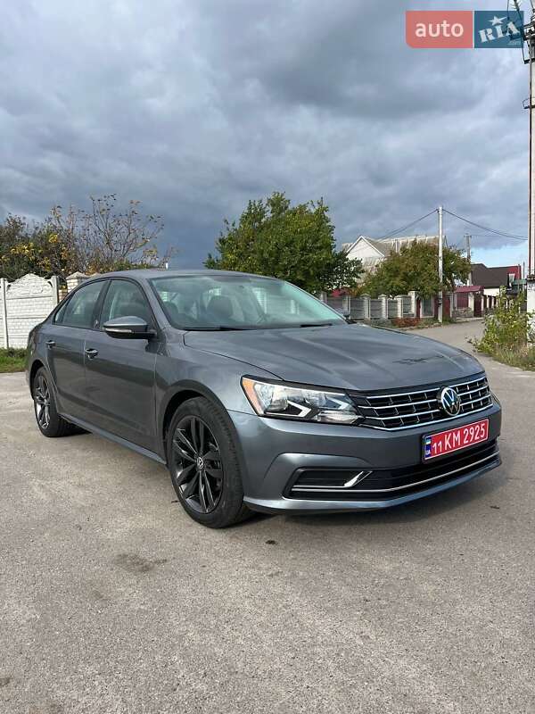 Седан Volkswagen Passat 2018 в Белой Церкви фото Седан Volkswagen Passat 2018 в Белой Церкви