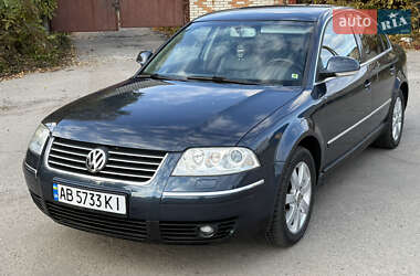 Седан Volkswagen Passat 2004 в  фото 16 Седан Volkswagen Passat 2004 в