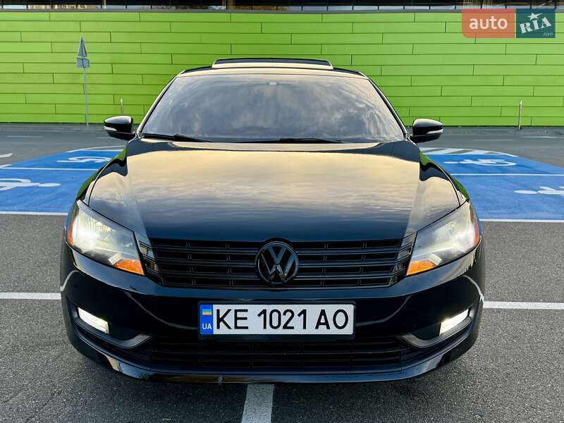 Седан Volkswagen Passat 2014 в Киеве