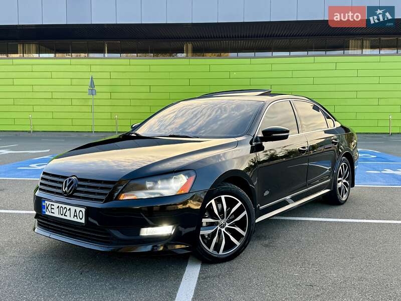 Седан Volkswagen Passat 2014 в Киеве