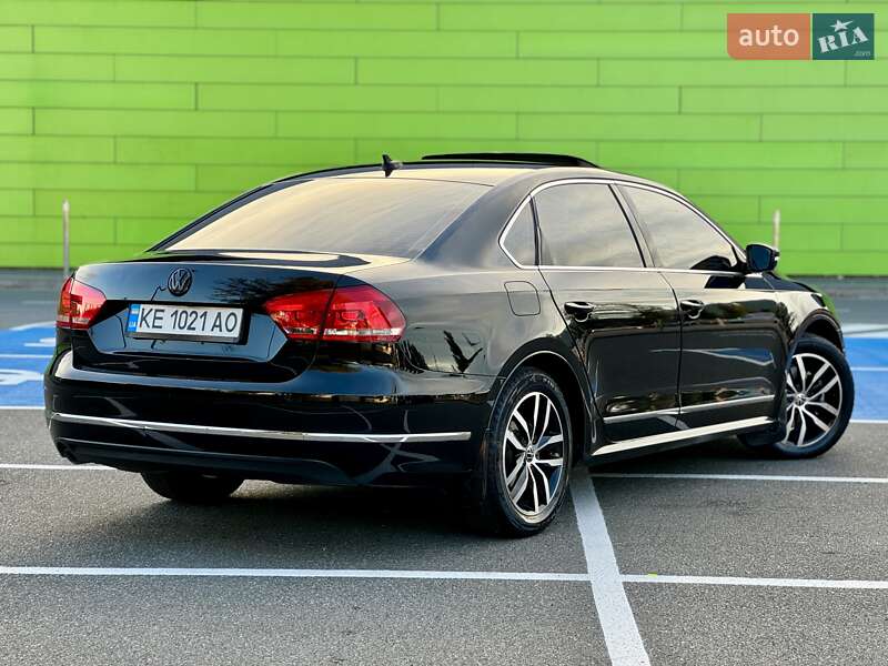 Седан Volkswagen Passat 2014 в Киеве
