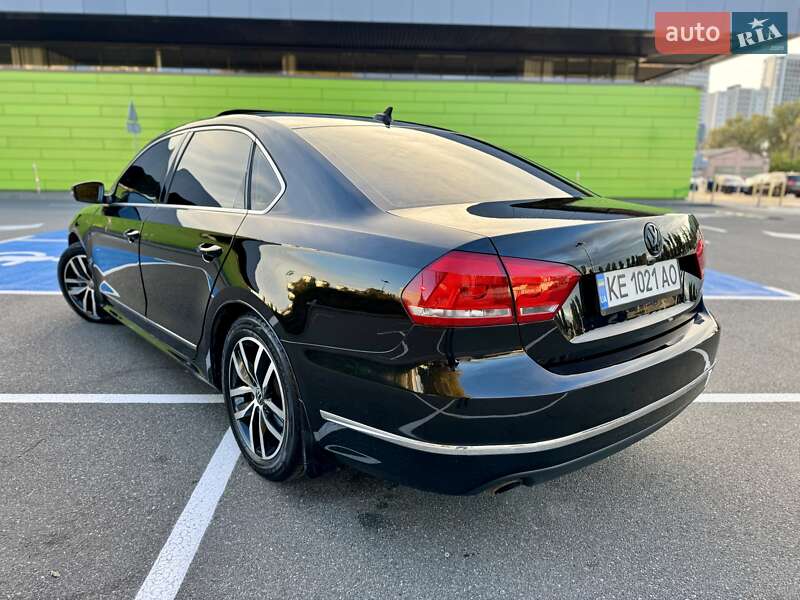 Седан Volkswagen Passat 2014 в Киеве