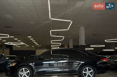 Седан Volkswagen Passat 2021 в 