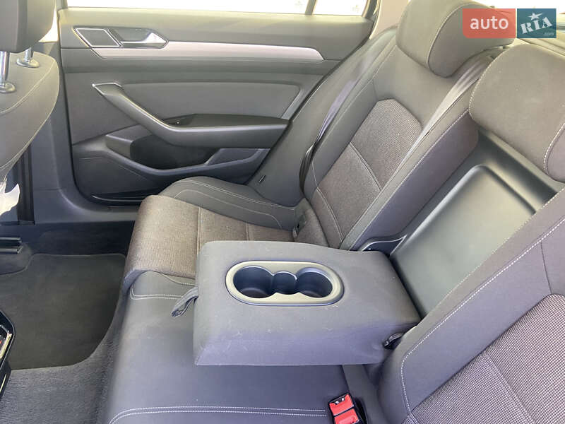 Универсал Volkswagen Passat 2015 в Николаеве