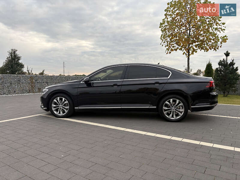 Седан Volkswagen Passat 2015 в Мукачевому фото 5 Седан Volkswagen Passat 2015 в Мукачевому