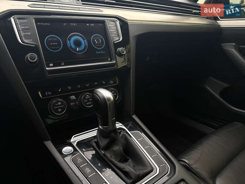 Седан Volkswagen Passat 2015 в Мукачевому фото 14 Седан Volkswagen Passat 2015 в Мукачевому