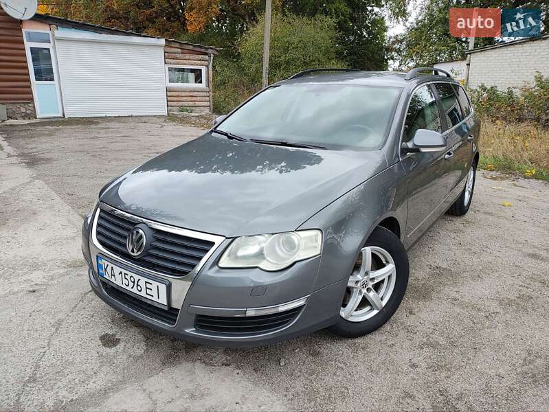 Универсал Volkswagen Passat 2006 в Киеве