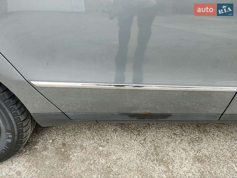 Универсал Volkswagen Passat 2006 в Киеве
