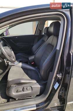 Седан Volkswagen Passat 2006 в 