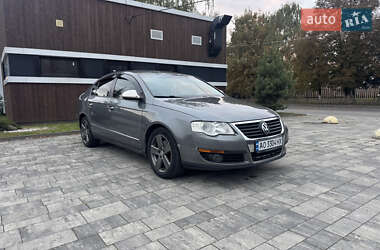 Седан Volkswagen Passat 2005 в Тячеве