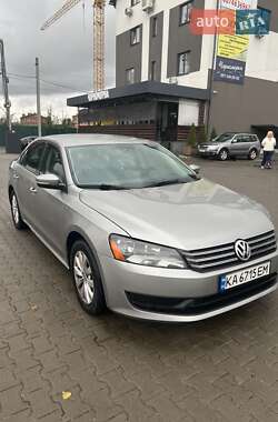Седан Volkswagen Passat 2014 в Киеве