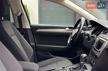 Универсал Volkswagen Passat 2015 в 
