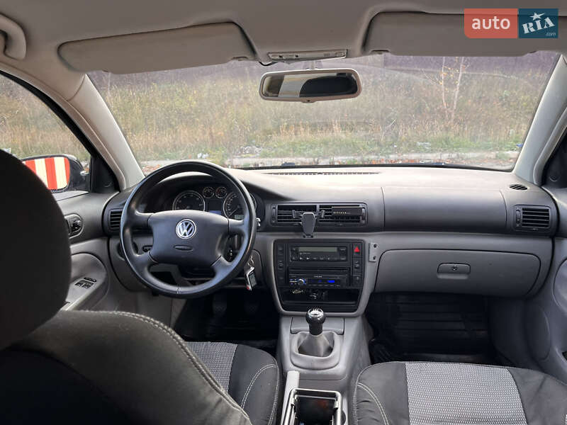 Седан Volkswagen Passat 2002 в Харькове фото 2 Седан Volkswagen Passat 2002 в Харькове