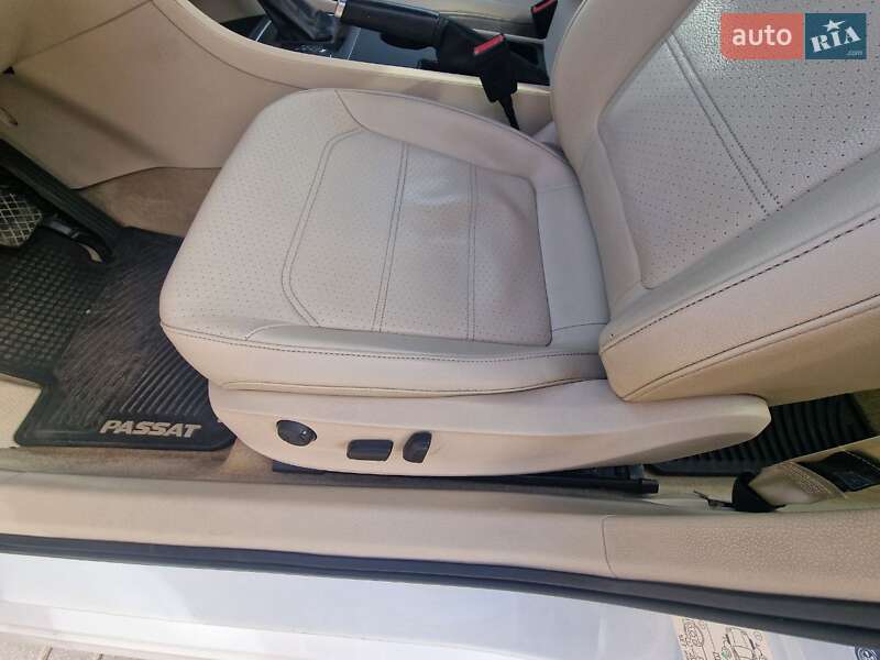 Седан Volkswagen Passat 2013 в Запорожье