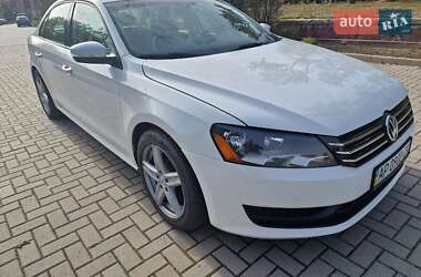 Седан Volkswagen Passat 2013 в 