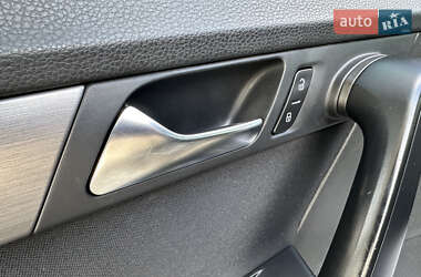 Седан Volkswagen Passat 2013 в 