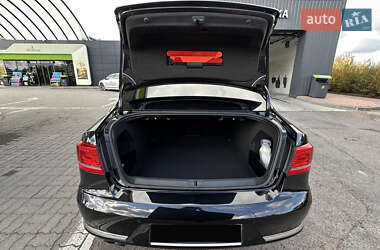 Седан Volkswagen Passat 2013 в 