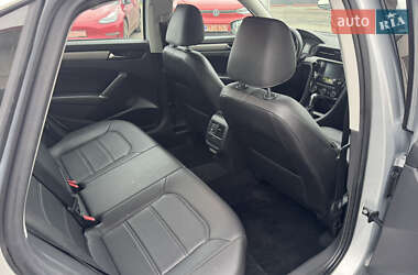 Седан Volkswagen Passat 2020 в 