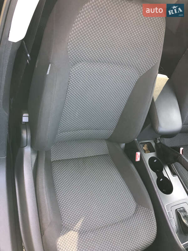 Седан Volkswagen Passat 2013 в Броварах