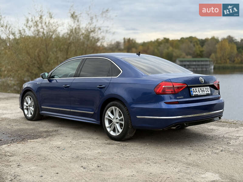 Седан Volkswagen Passat 2016 в Киеве