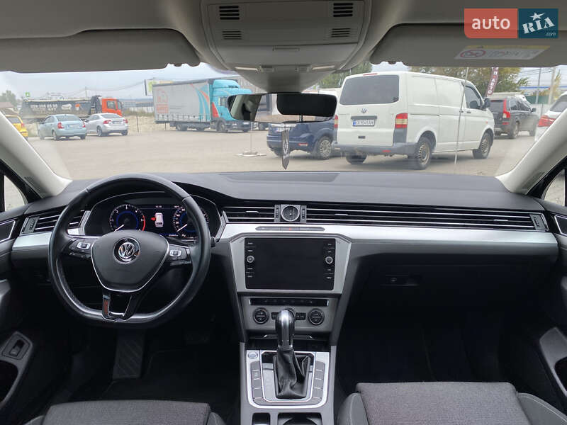 Універсал Volkswagen Passat 2018 в Києві