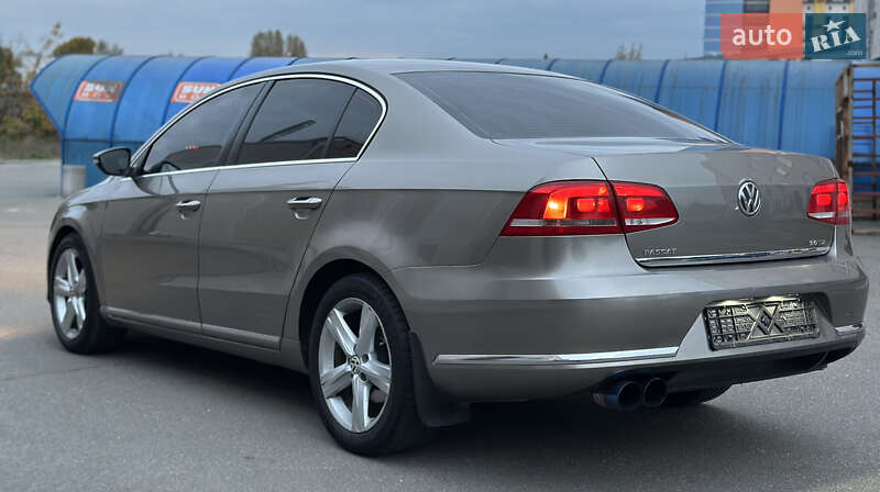 Седан Volkswagen Passat 2011 в Киеве