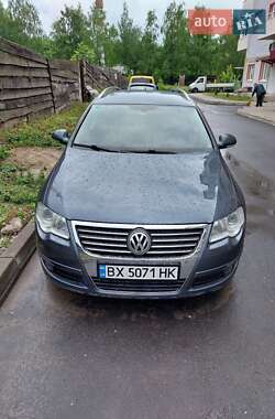 Універсал Volkswagen Passat 2009 в Чернівцях