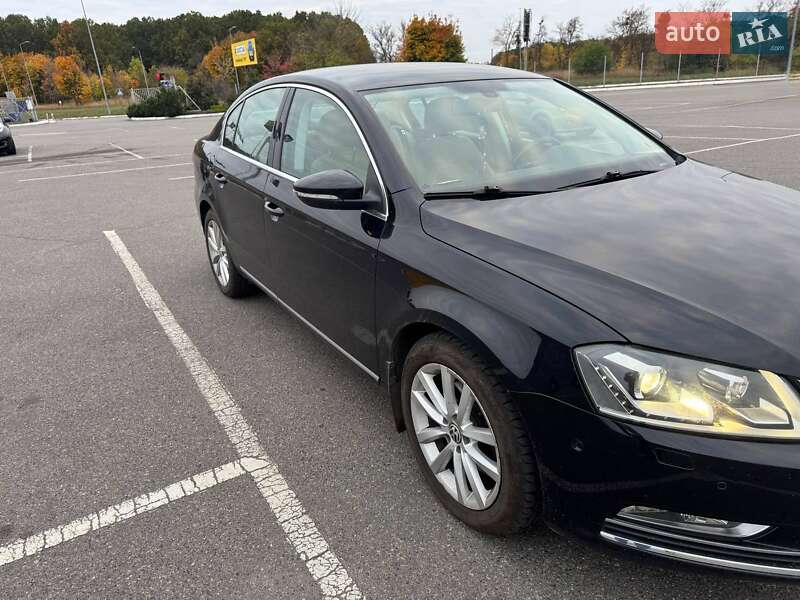 Седан Volkswagen Passat 2011 в Решетиловке