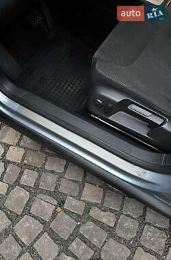 Седан Volkswagen Passat 2010 в 