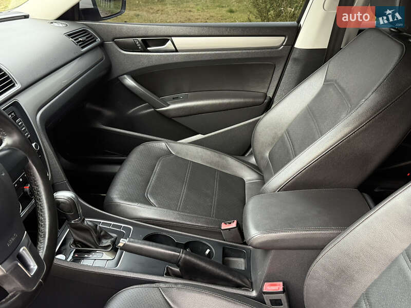 Седан Volkswagen Passat 2015 в Дубні фото 16 Седан Volkswagen Passat 2015 в Дубні