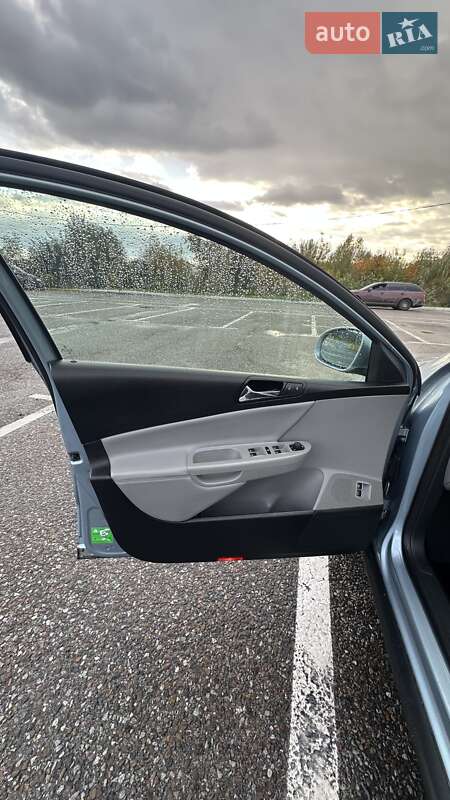 Универсал Volkswagen Passat 2007 в Черновцах