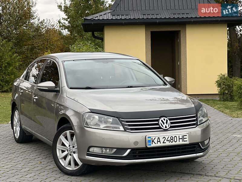 Седан Volkswagen Passat 2012 в Коломиї