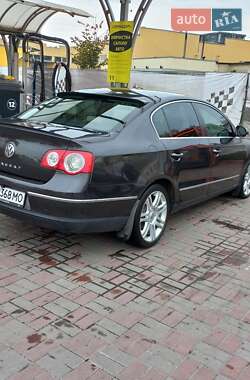 Седан Volkswagen Passat 2007 в Киеве
