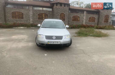 Седан Volkswagen Passat 2005 в Киеве