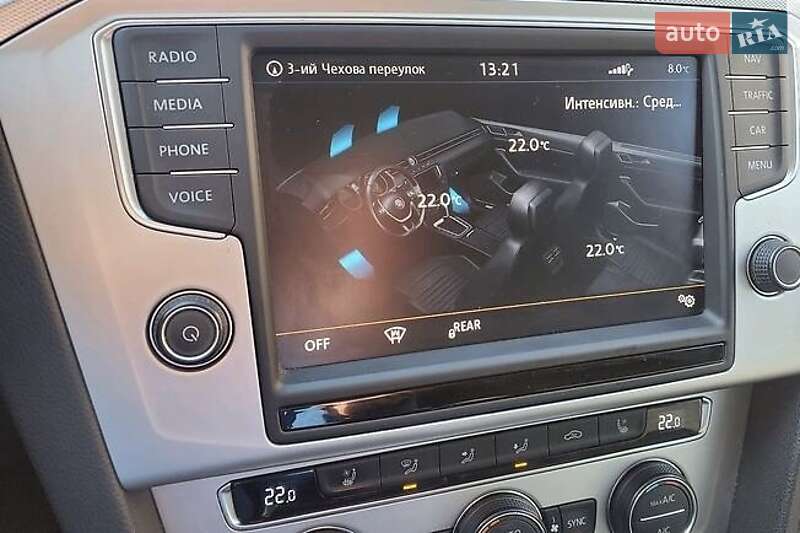 Универсал Volkswagen Passat 2015 в Прилуках